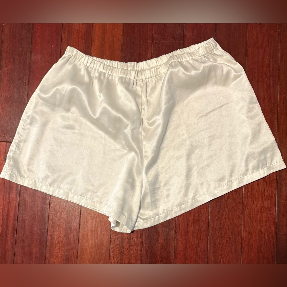Victoria's Secret Cream Satin Sleepwear size Medium - Picture 4 of 7